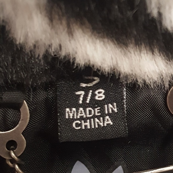 Jacket - Faux Fur Animal Bomber - Picture 4 of 5